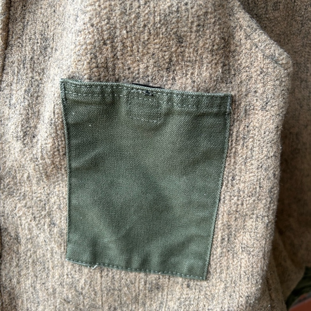 Carhartt Canvas Vest, Women Medium Army Green color - Picture 4 of 6